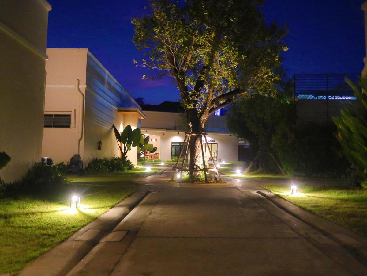 Toledo Pool Villa Nakhon Si Thammarat Zewnętrze zdjęcie