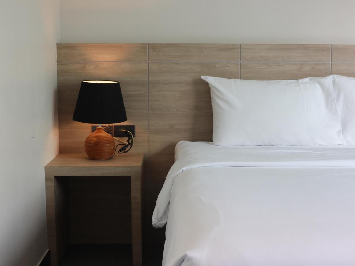 Toledo Pool Villa Nakhon Si Thammarat Zewnętrze zdjęcie